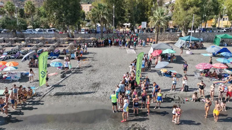 Cardona y Estévez ganan el Campeonato de Andalucía de Triatlón Cros - Costa Directo