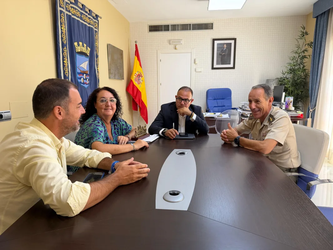 El nuevo subdelegado de Defensa visita Almuñécar en su primera reunión institucional - Costa Directo