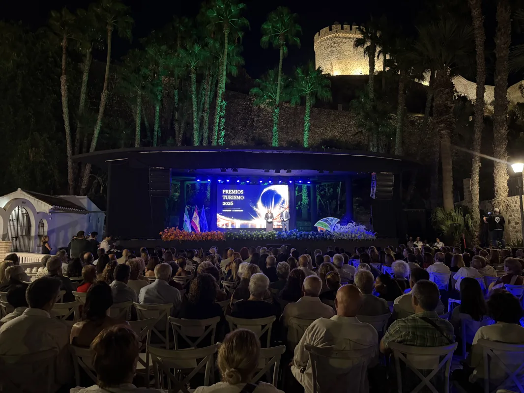 Almuñécar y La Herradura entregan los Premios de Turismo 2026 - Costa Directo