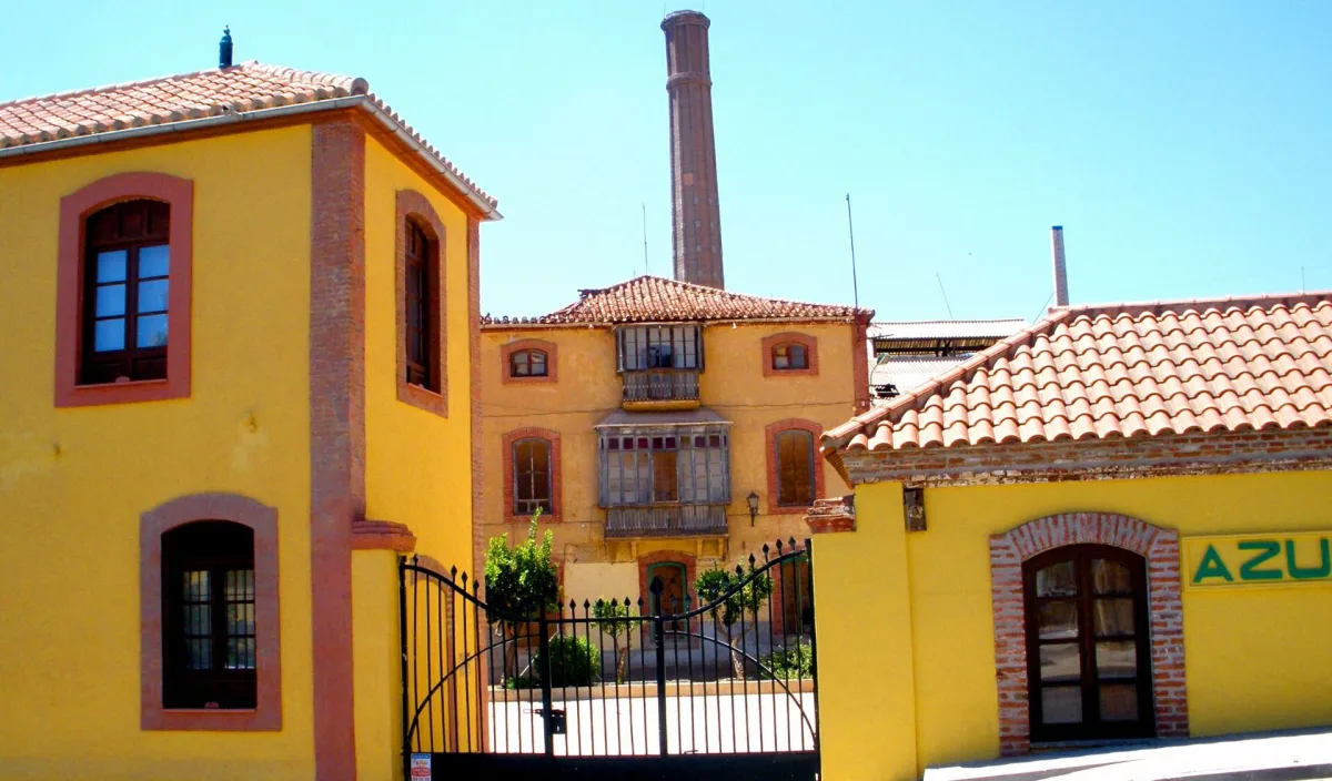 Motril abre la Fábrica del Pilar a la química cotidiana - Costa Directo
