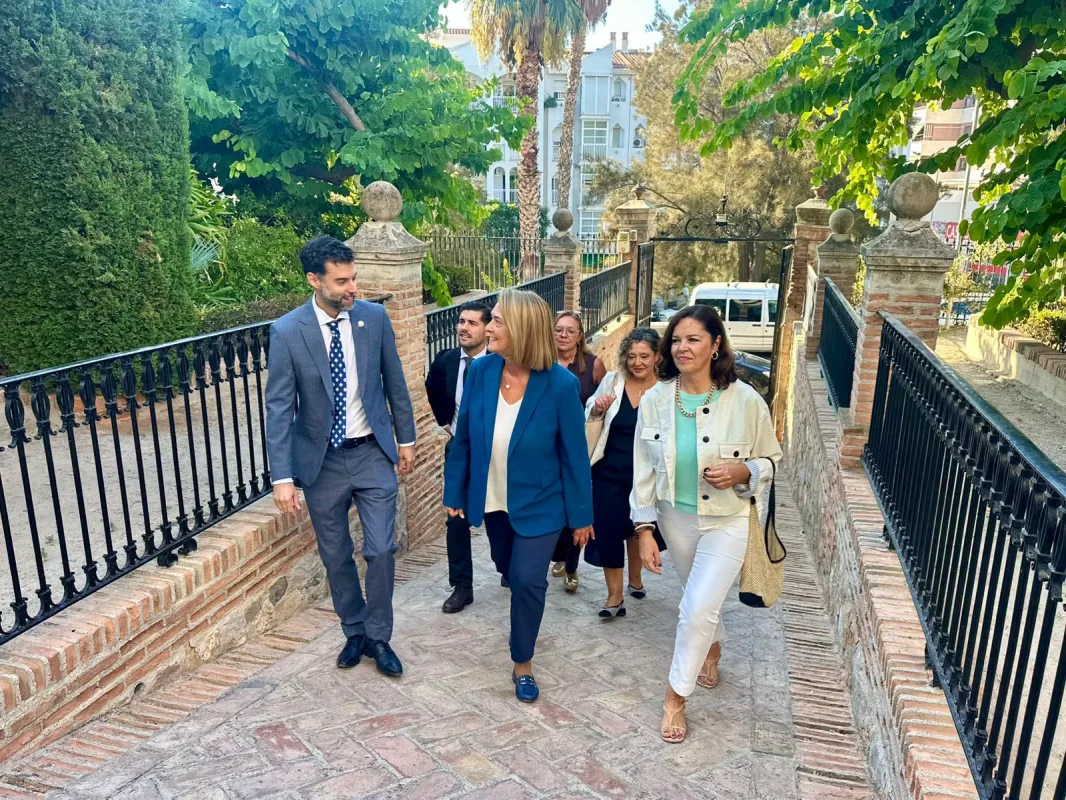 La UNED de Motril lanza cinco nuevos grados, incluido IA - Costa Directo