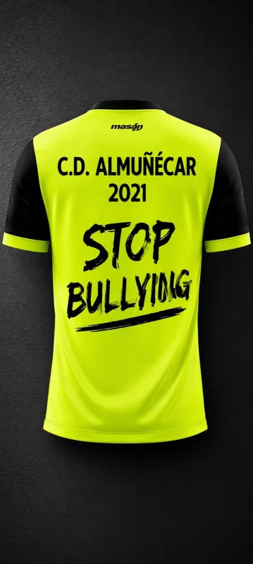 El fútbol base de Almuñécar se une contra el acoso escolar - Costa Directo