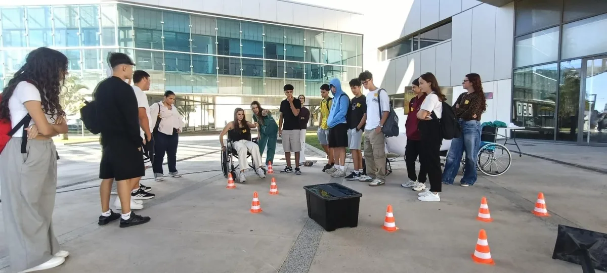 Arranca en Motril la segunda edición de la campaña Conduce tu futuro - Costa Directo