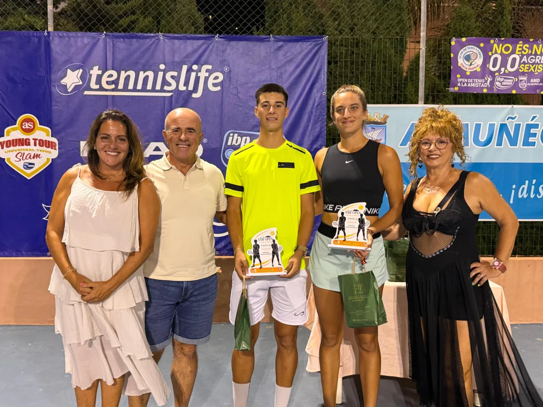 Laura Martínez y Agustín Siancha se coronan campeones del XXII Open Tenis de la Amistad en Almuñécar - Costa Directo
