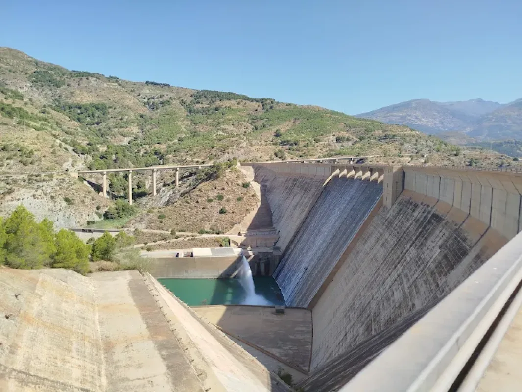 Finalizan las conducciones Béznar‑Rules con 66,5 millones de inversión - Costa Directo