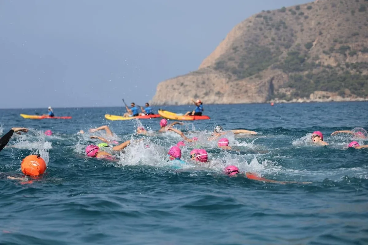 La Herradura acoge la Travesía a Nado 2026 este domingo - La-herradura - Costa Directo