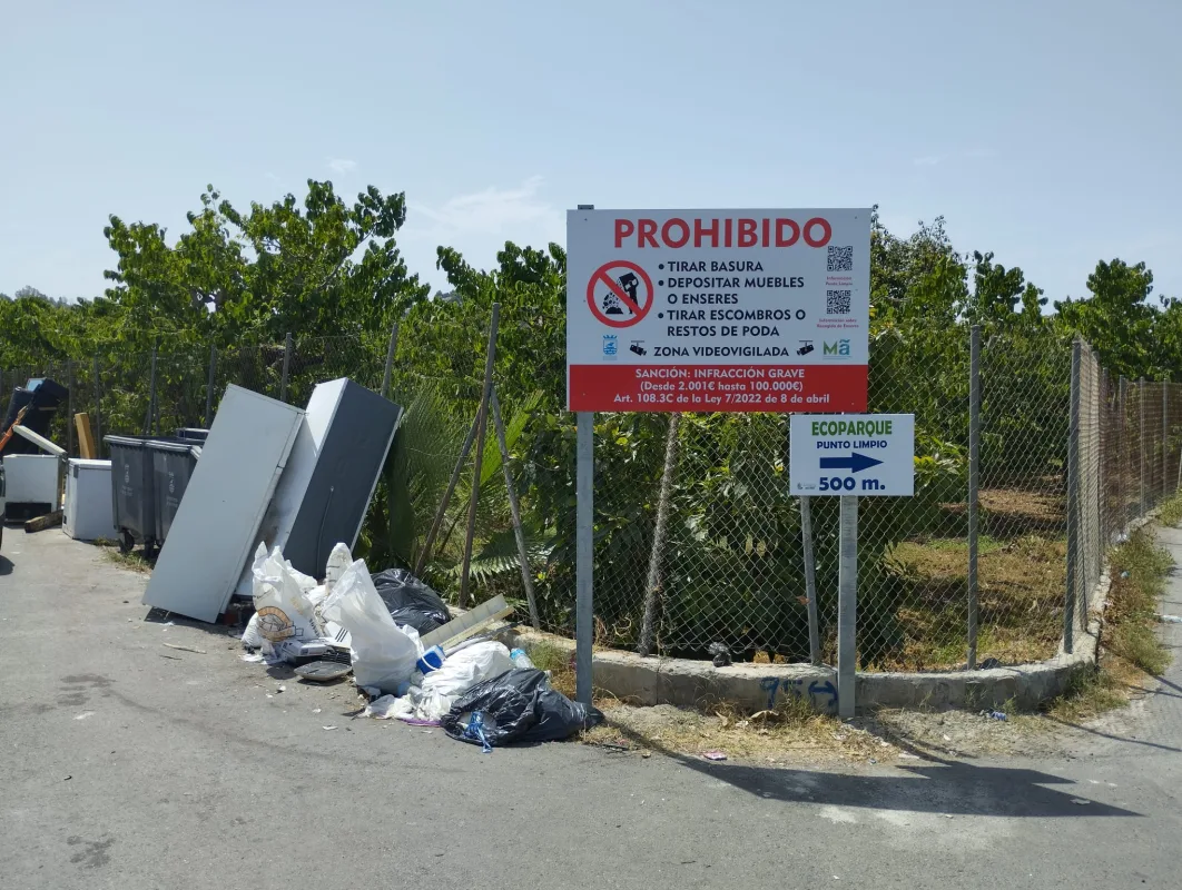Cámaras en Almuñécar generan veinte denuncias por vertidos ilegales - Costa Directo