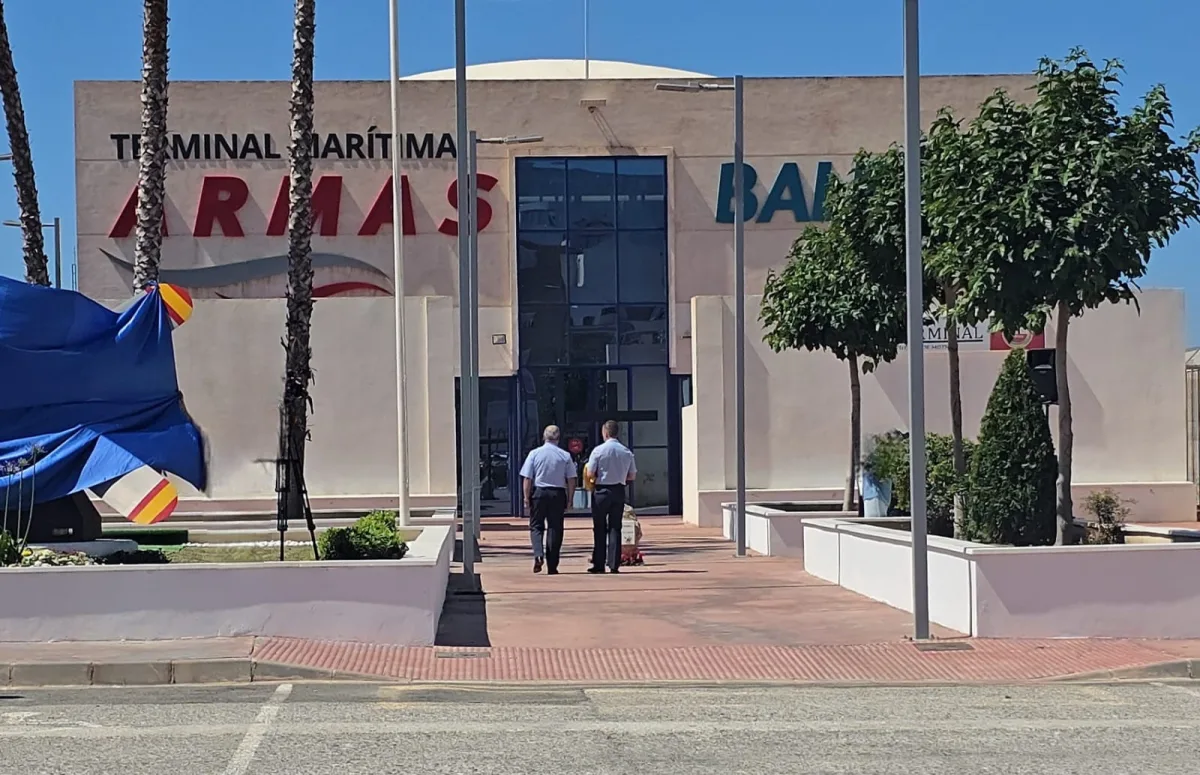 Más de 50.000 pasajeros han pasado por el Puerto de Motril durante la salida de la OPE 2026 - Costa Directo